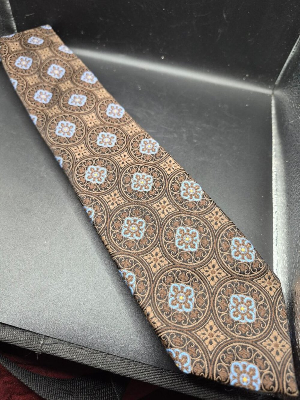 Jos. A. Bank Signature Collection Mens Brown & Blue Floral Pattern Silk Tie